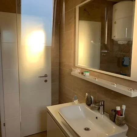 Stan Na Dan Cazin Apartment *
