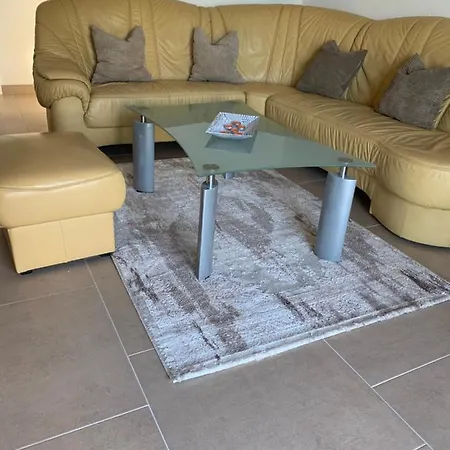 Stan Na Dan Cazin Apartment Cazin